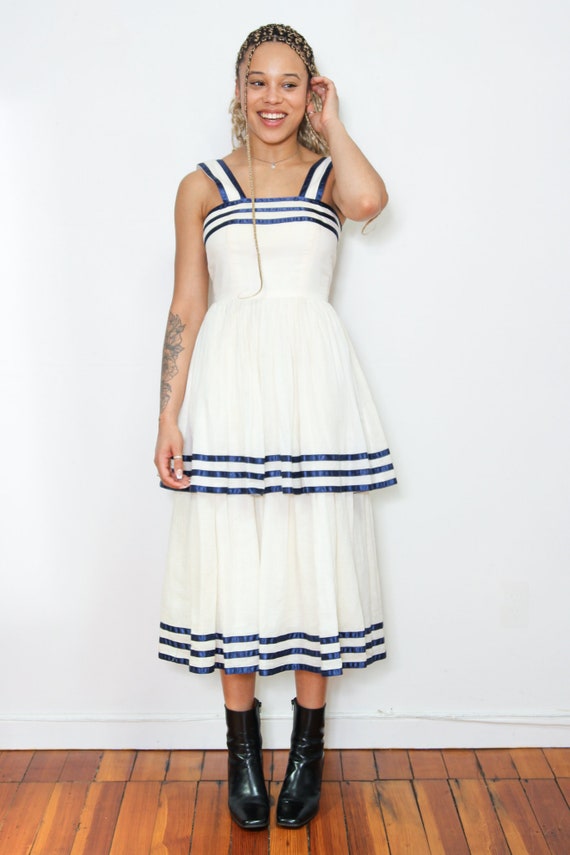 VINTAGE 60s 70s GORGEOUS White Navy Blue Nautical Ribbon Trim