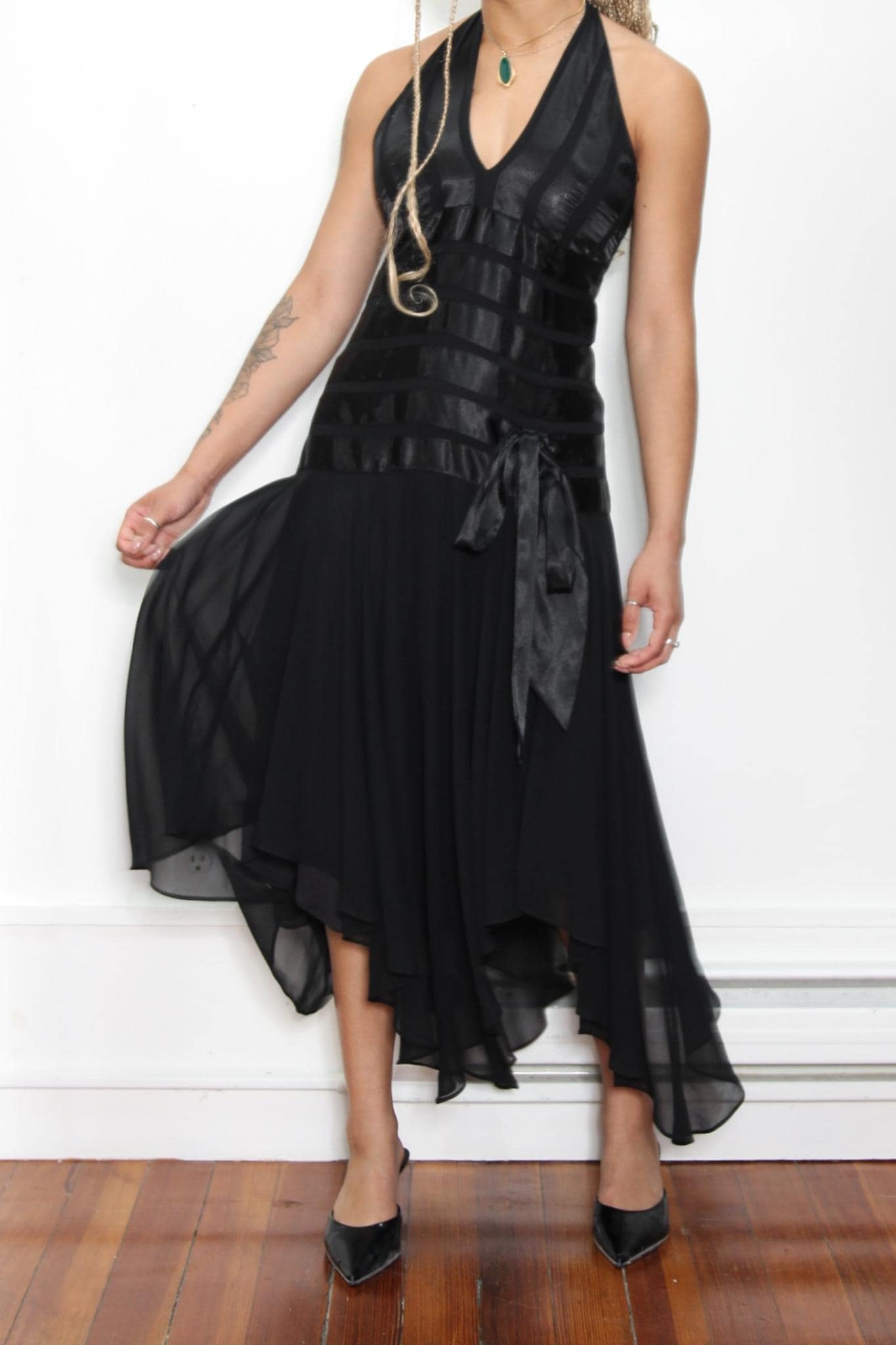【数々のアワードを受賞】 90s VINTAGE Black Asymmetrical Chiffon SHEER Striped Satin ワンピース