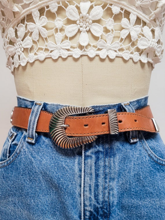 VINTAGE 80s Brown Leather Tooled Belt Western Hip… - image 2