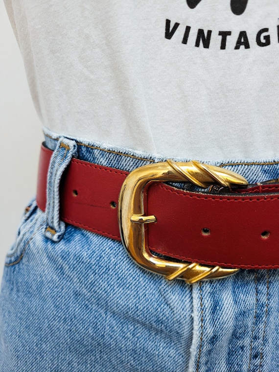 VINTAGE 80s 90s CHERRY Red Wide Leather Belt Scul… - image 2