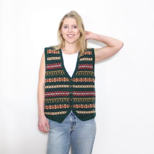 VINTAGE 90s Green Colorful ABSTRACT Fair Isle Striped Buttoned V-neck Sleeveless Straight Fit Knit Sweater Vest || L