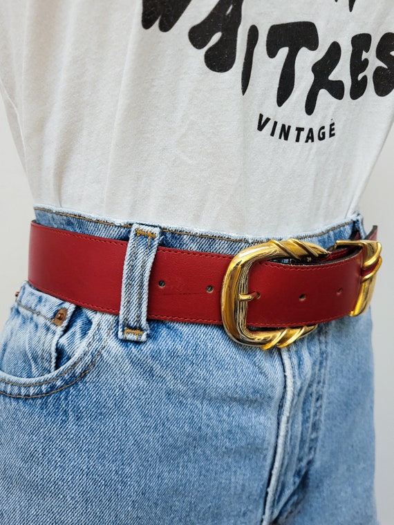 VINTAGE 80s 90s CHERRY Red Wide Leather Belt Scul… - image 4