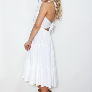 VINTAGE 90s WHITE Marilyn Monroe CROCHET Embroidered Halter Top Open Back Exposed Back Bowtie Tiered Voluminous Dress || S