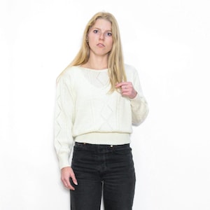 VINTAGE 80s 90s Off White Thin Knit Pointelle Crochet Print Sheer Perforated Ribbed Cableknit Dainty Sweater || S