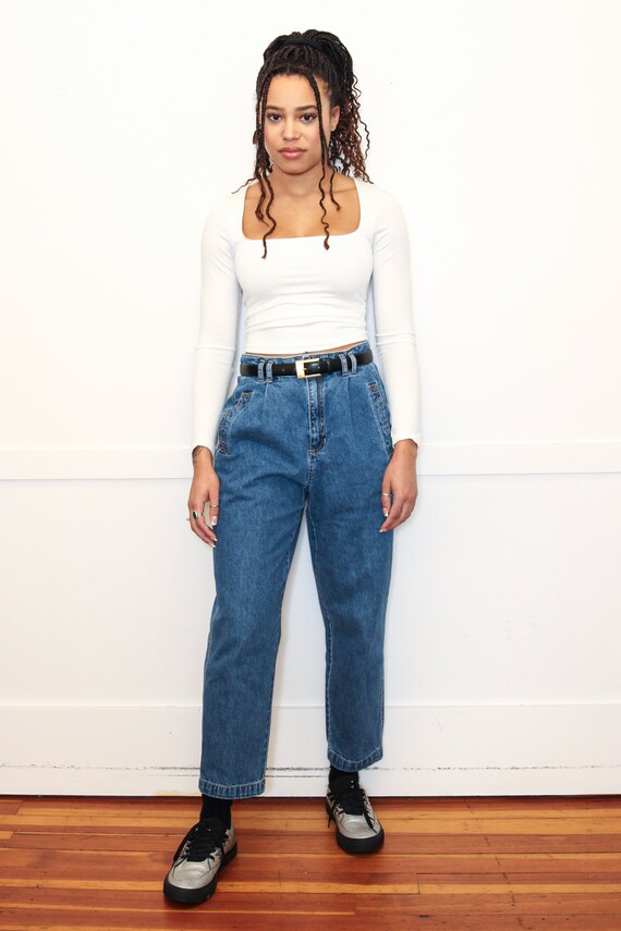 Lizzy 90's High Rise Frayed Hem