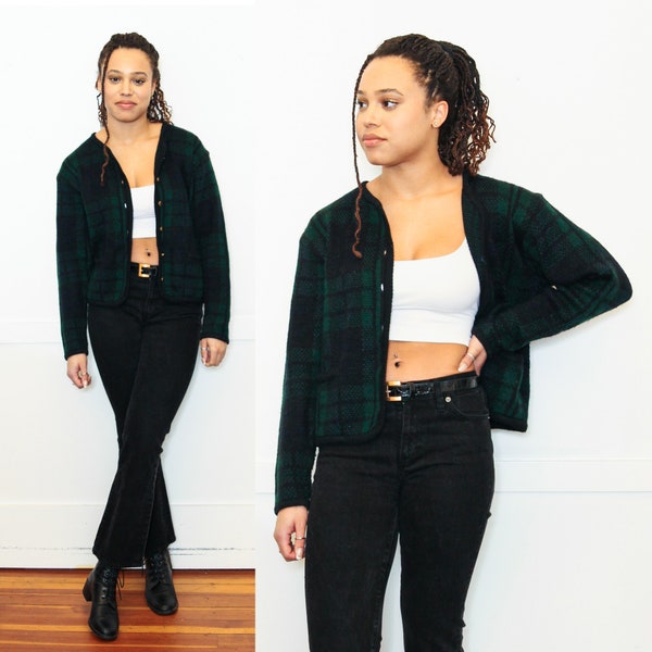 VINTAGE 80s Green Black TARTAN Plaid PREPPY British Scottish Gold Button Up Boxcut Cardigan Sweater || S or M