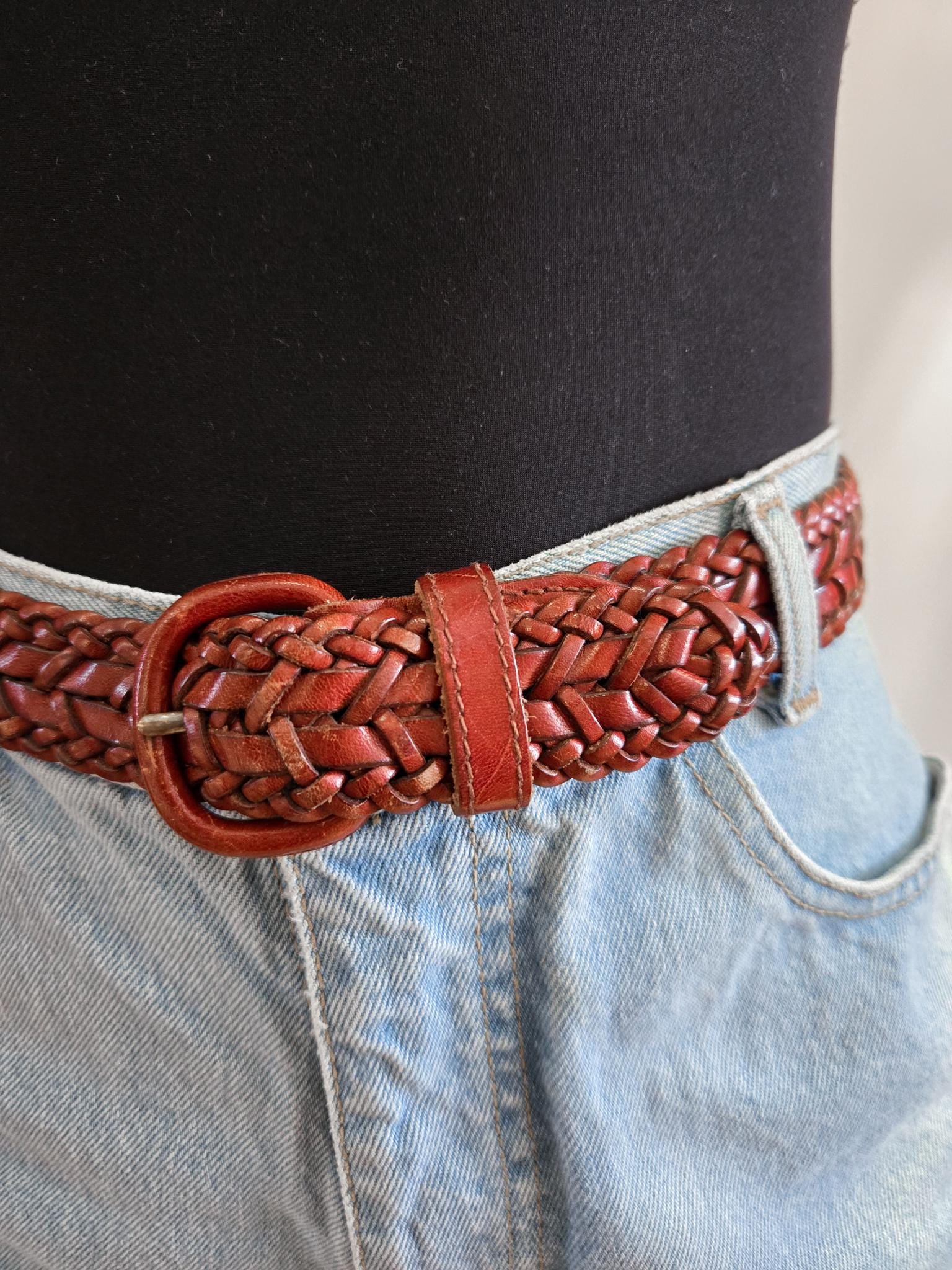 Vintage Talbots brown woven leather belt with solid brass buckle- Small Vintage Talbots Wmns Thin Brown Leather Woven Braided Belt  main image 2
