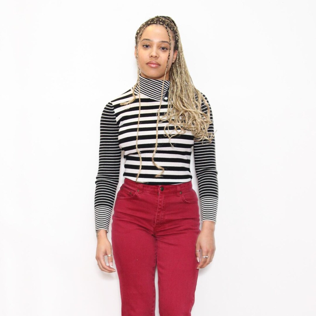 VINTAGE Y2K Black White STRIPED Asymmetrical Snap Button