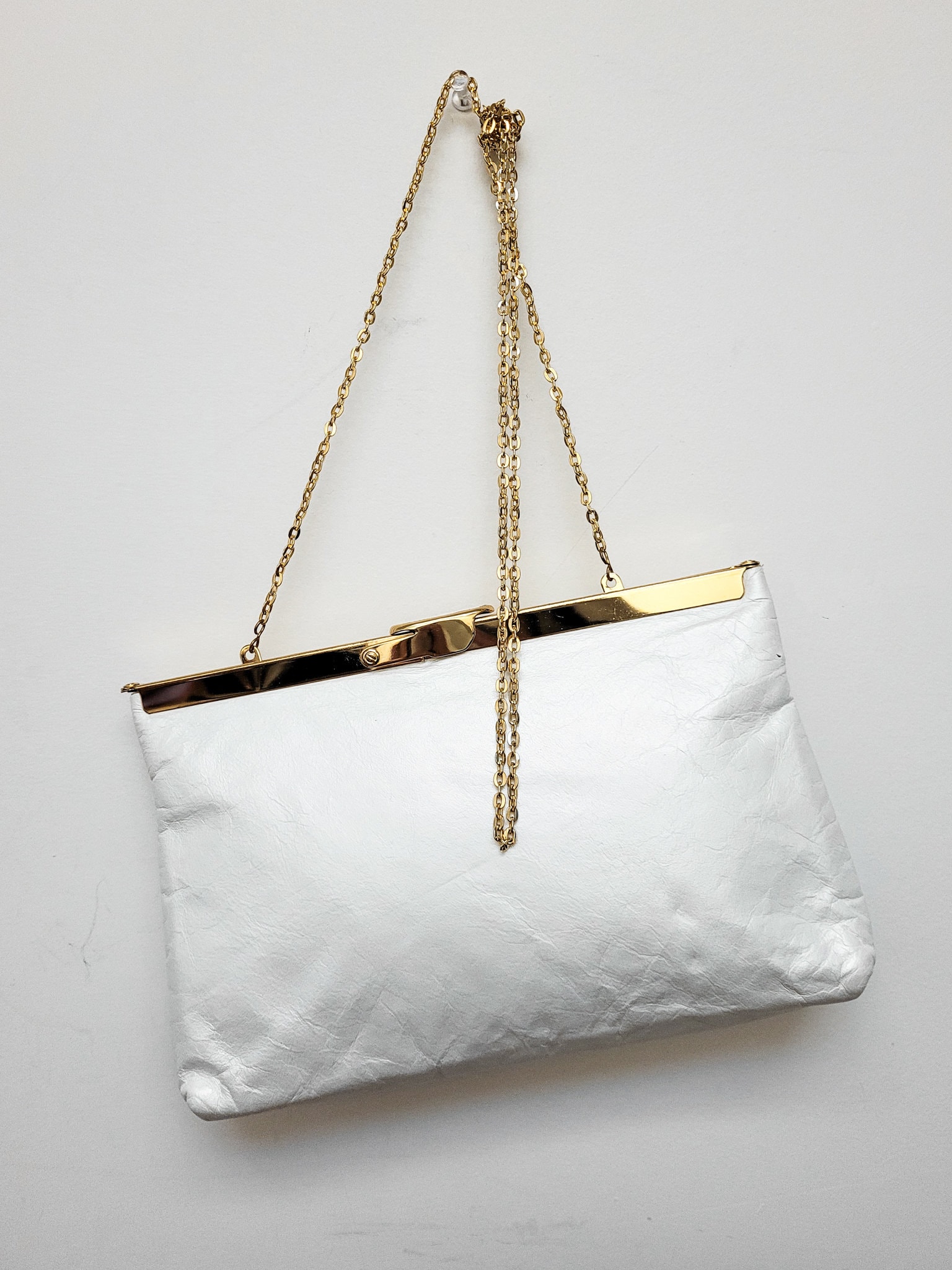 【セール中】1950－1960年ヴィンテージ白＆ゴールドのティッシュカバー セール中】1950－1960年ヴィンテージ白＆ゴールドのティッシュカバー