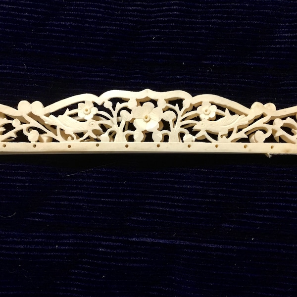 Gorgeous Carved Purse Frames 1800s Or Earlier