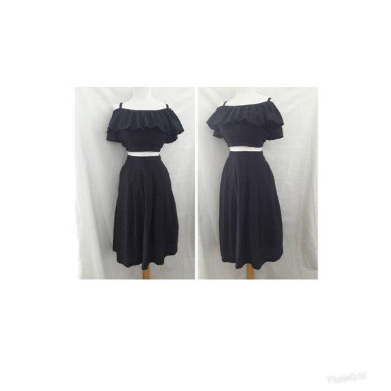 VLV 1950s Peasant Blouse and Full Skirt Set
