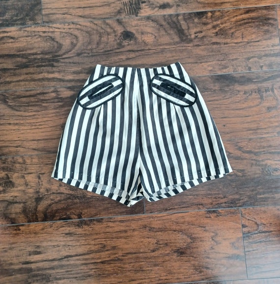 Vintage 1950s VLV Striped High-Waisted Shorts - image 1