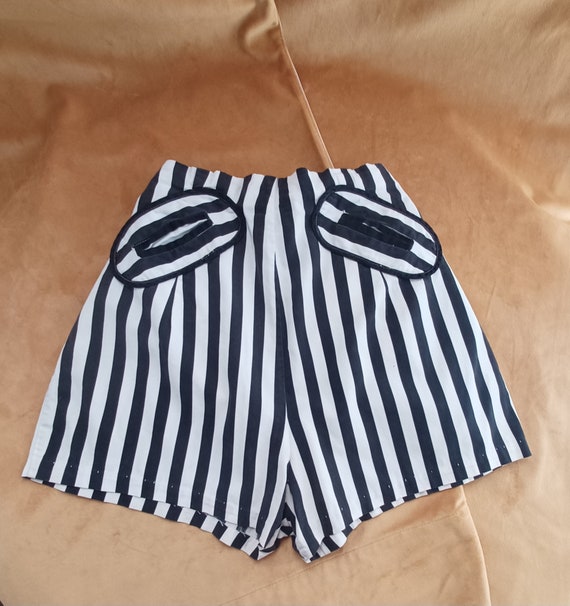 Vintage 1950s VLV Striped High-Waisted Shorts - image 2