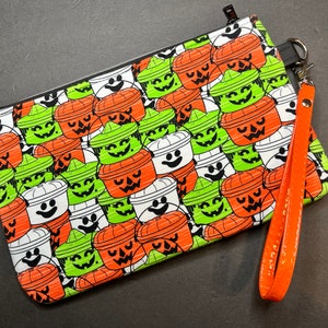 Halloween Buckets Zippy clutch image 3