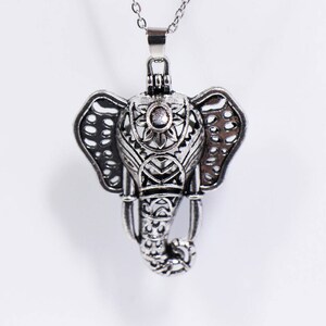 Collier cas BOHO éléphant d’huiles essentielles, diffuseur d’huiles essentielles Bohème en argent, colliers pendants à l’huile, s925 argent chaîne, parfum médaillon
