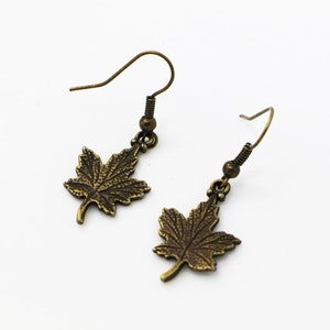Maple Leaf baumelnde Ohrringe, Maple Leaf Halskette, Antik Bronze Anhänger, Schmuck-Set, Vintage-Stil, 3D Anhänger, kanadische Blatt, l'Unifolié