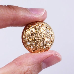 Gold Filigree Metal Shank Button, Cutout Design, Golden Color, Elegant Vintage Style, For Sewing Jacket Coat Blazer, 20mm, 0.78inch, Classy