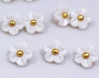 White Flower Buttons, Japanese Sakura Flower, Floral Shaped, White and Gold Color,For Sewing Cardigan Wedding Dress, 11.5mm,Elegant Romantic