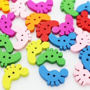 Füße Holzknopf, Regenbogen Farbe, Cartoon Fuß, Zwei Löcher, 22mm, Für Kinder häkeln, New Born Party Dekoration Lieferungen, Rosa Blau Grün