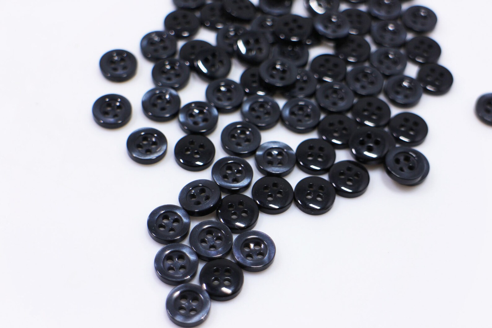 Black Buttons, Shell Looking , Small Size, Shiny Glossy Finish, for ...