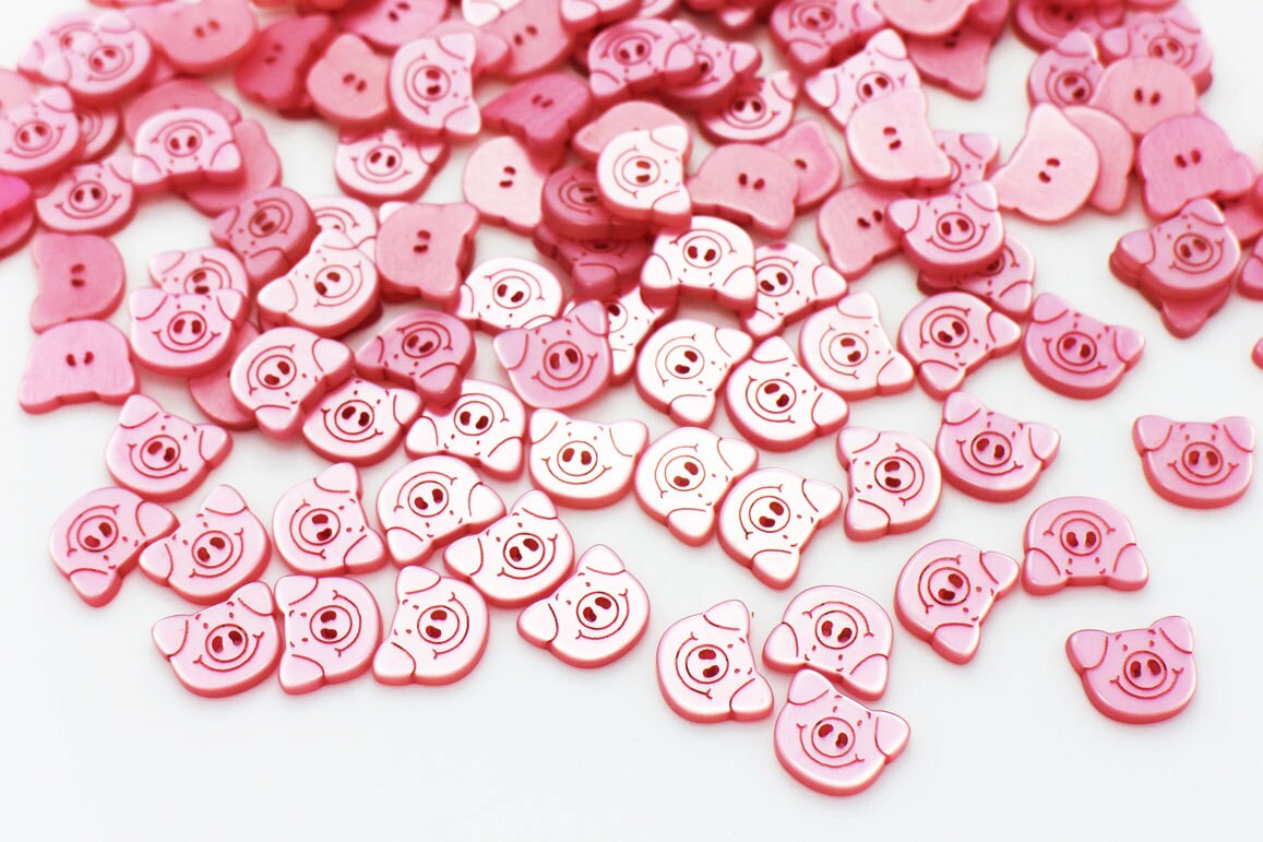 Pink Pig Button Animal Buttons Two Holes Button Smiley Pig