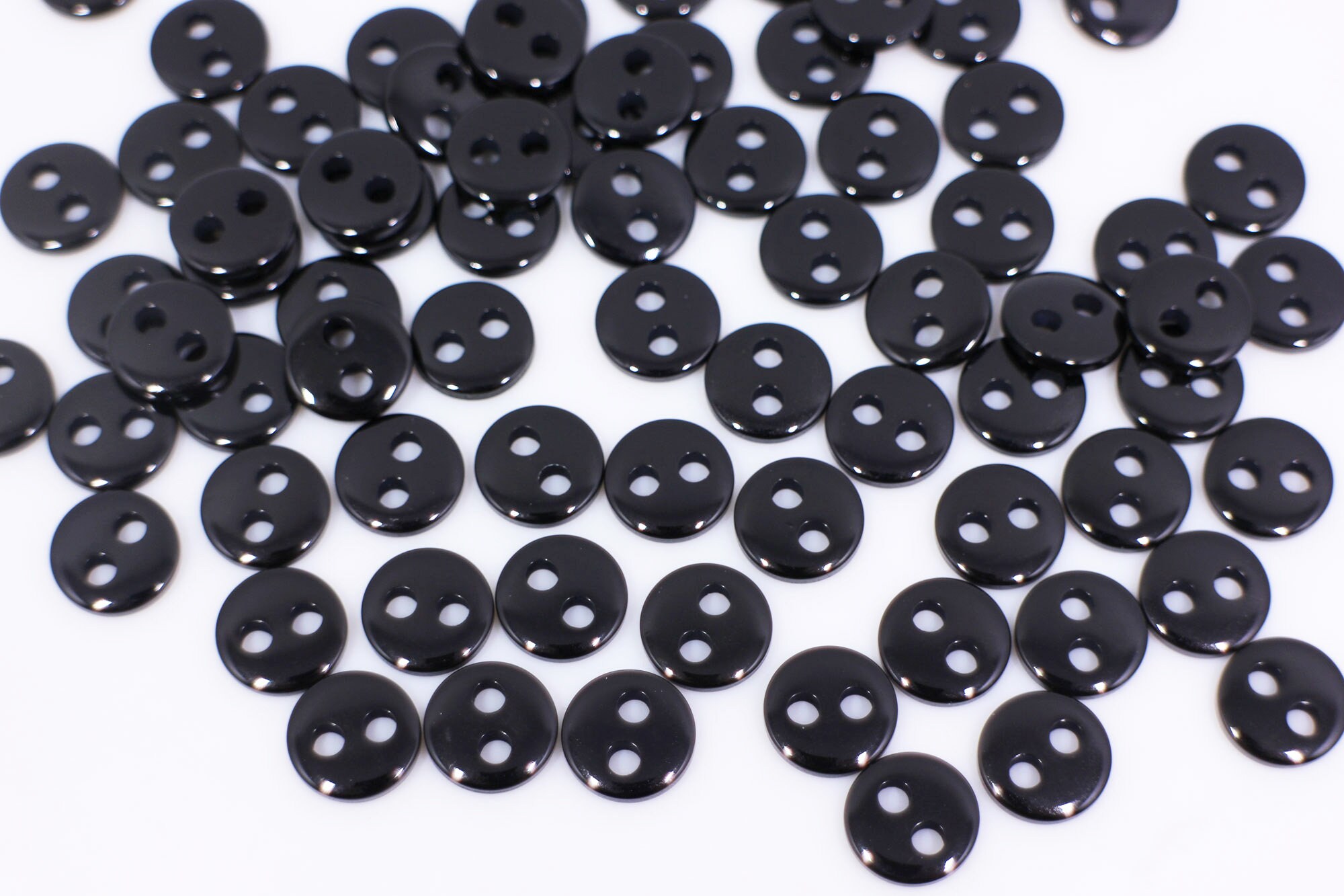 50 Clear Four Holes Buttons, Transparent, Invisible Buttons, 10mm, 12mm,  15mm, 20mm, 25mm, Small to Large Size, 1inch, Smooth Edge, Glossy 