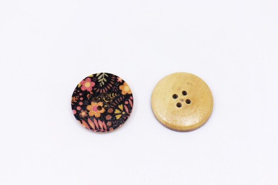 ブラックフラワー木製ボタン、25 mm、0.98 インチ、花柄、オレンジ