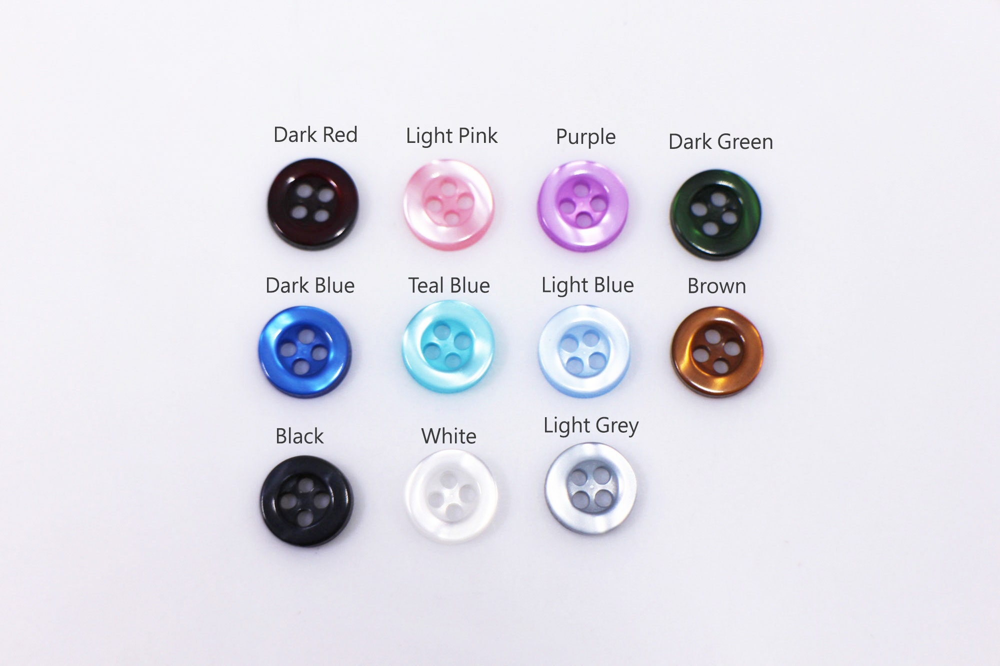 飾りボタン★4点セット Black Shiny Buttons, 50 Pieces, Made of Resin, Four Holes