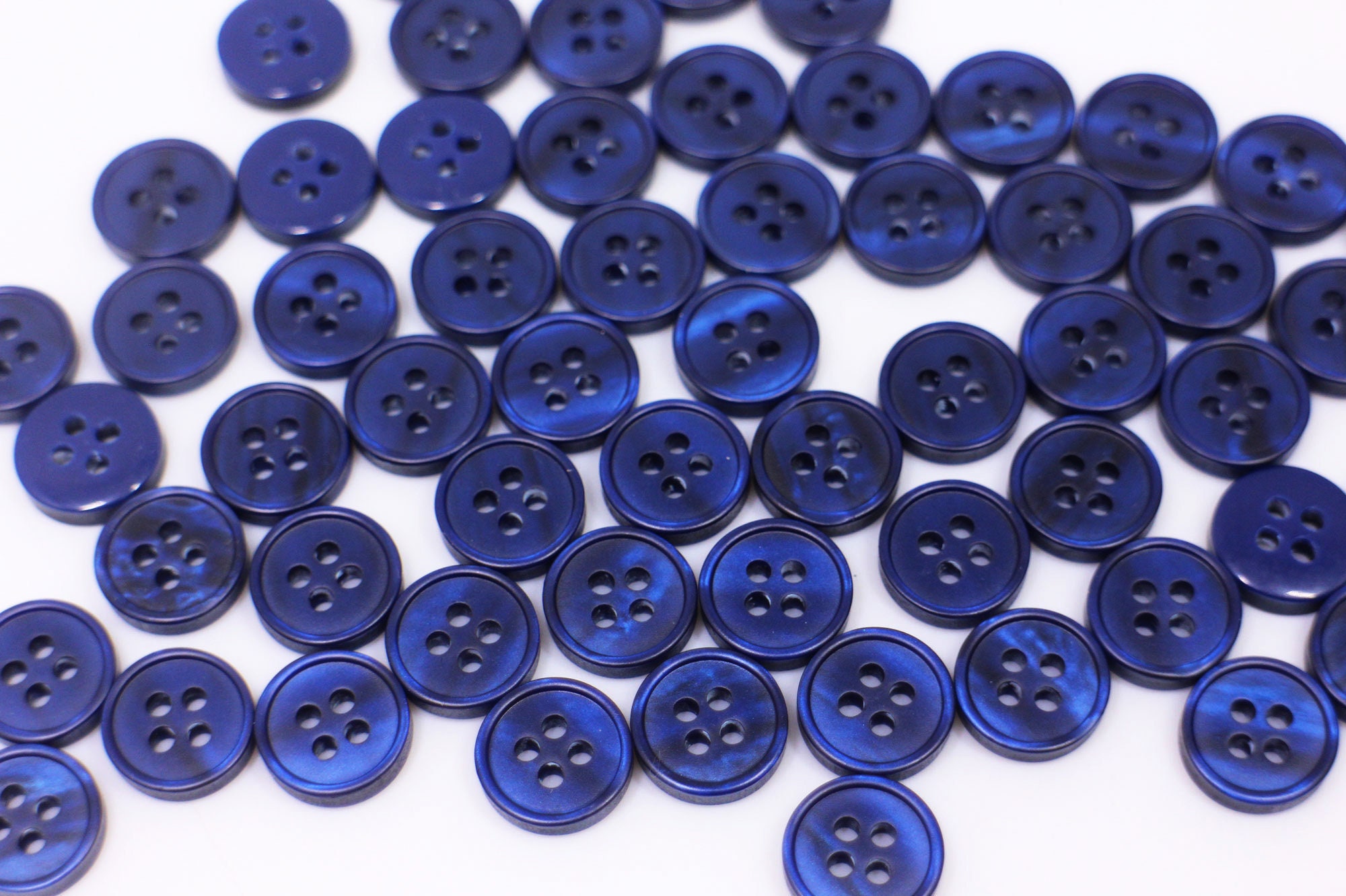 100pcs/lot 11mm Mix Colors ROUND 2-Holes Sewing Button Bulk Buttons Sewing  Accessories Resin Buttons