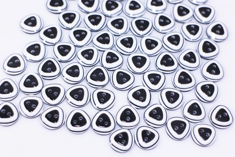 Triangular Back Button Black and White Triangle Buttons, Round Shape, Small Size, Two Holes ...