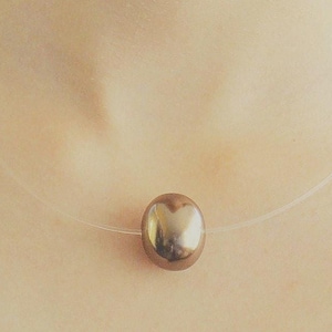 Floating Pearl Shell necklace, invisible illusion necklace, dainty bronze mother of pearl, organic gemstone, minimalist invisible necklace