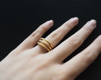 Tridimensional handmade custom textured ring, gold / silver / rose gold / gunmetal Trio ring