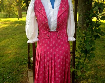 Vintage Pink Traditional Bavarian Dirndl (EU Size 40)