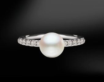 PEARL & DIAMOND Ring