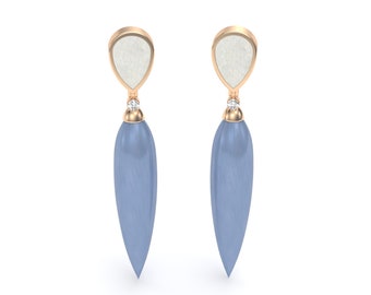 Brincos de ouro com madrepérola, ágata azul e diamante