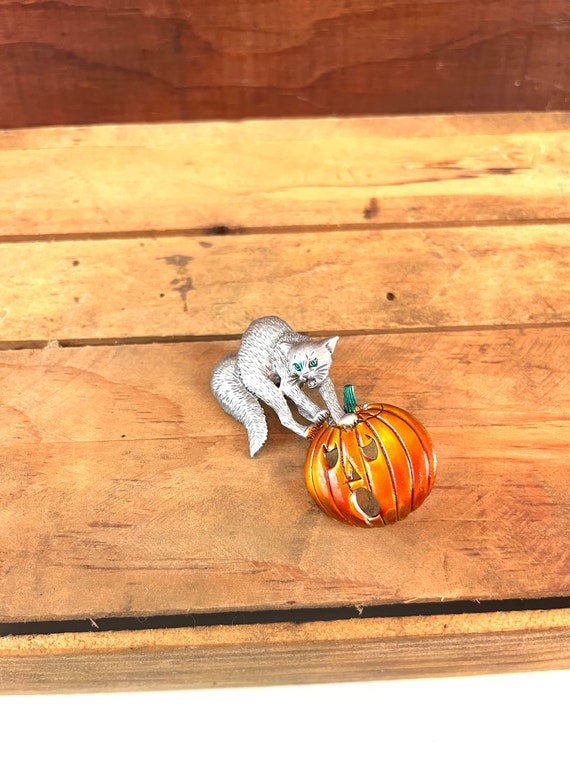 Vintage Cat on Pumpkin Halloween Themed Pin "JJ" … - image 2