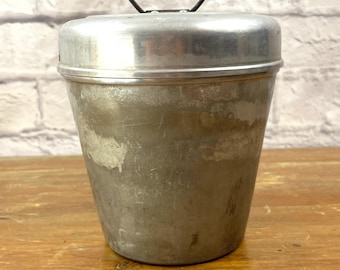 Vintage Wear-Ever Steamed Pudding Mold Aluminum Storage Bucket