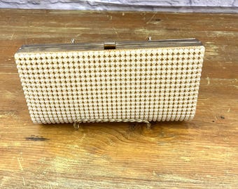 Cartera de mano vintage con cuentas de Julius Resnick, color crema, blanco antiguo, con cierre en tono dorado, bolso de noche, bolso de evento