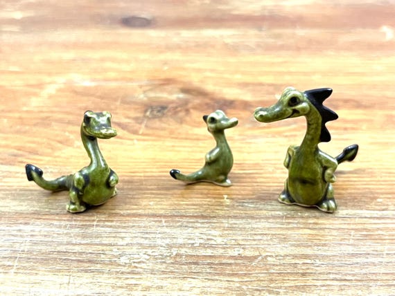 Vintage Hagen Renaker Dragon Trio Family Group Mini Mystical