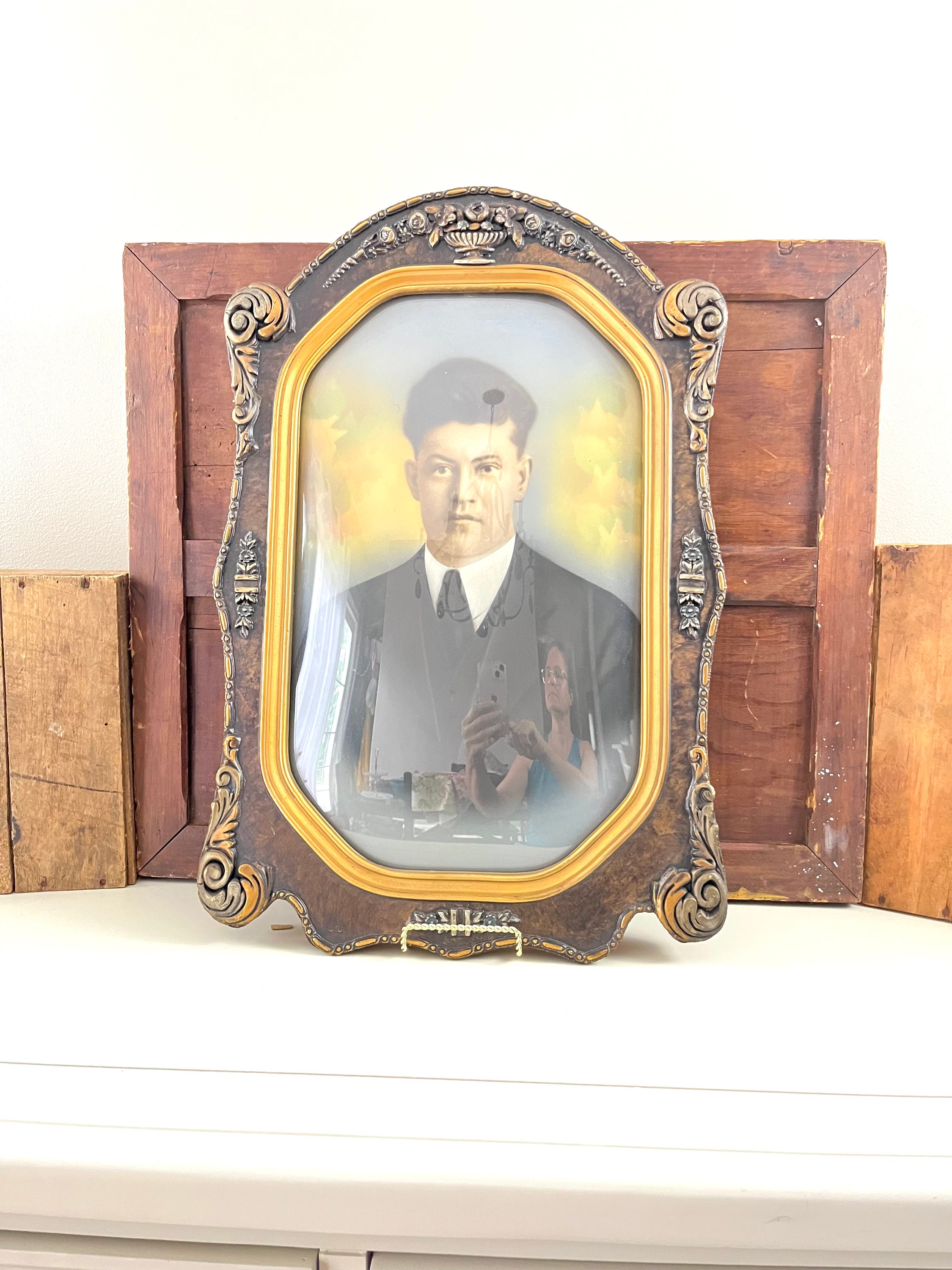 Antique Bubble Glass Portrait Wood Gesso Convex Bubble Frame 1900s