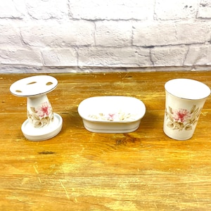 Vintage Philip Japon Ensemble de salle de bain neuf, ancien stock, porte-brosse à dents, tasse de rinçage et porte-savon parfaits pour les toilettes d&#39;invités
