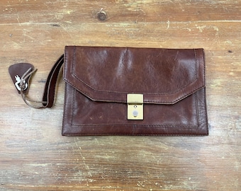 Vintage Classic Brown Leather Lockable Clutch Purse