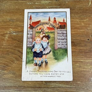 Carte postale ancienne de Thanksgiving, carte d'occasion adorables enfants fatigués de leur repas de Thanksgiving, décoration de table, cadre mural, projet recyclé