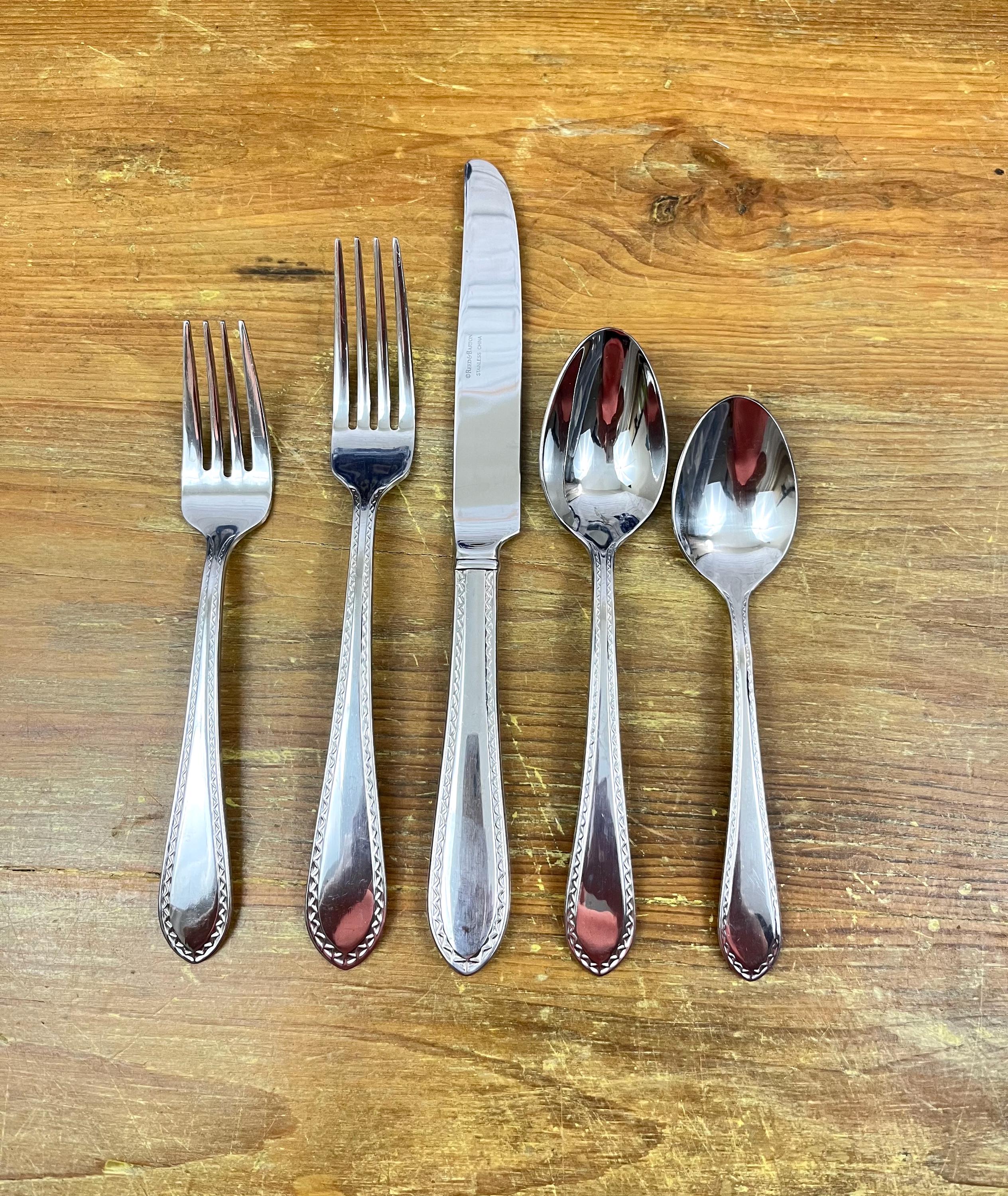 thumbnail interactive-video image 1 of Reed & Barton DAYTON Stainless 18/10 Flatware - Choose Your Pieces (Used) 1 of 3