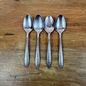 Vintage "Daphne" Teaspoons Set of 4 rounded tip delicate inlaid scroll design