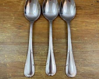 Vintage Castle Court Wheat Design Set of 4 Stainless Teaspoons