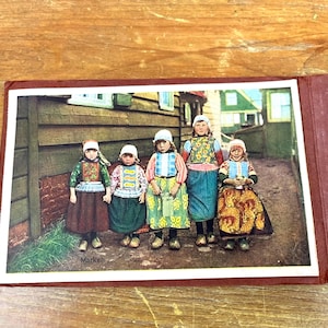 Cartes postales hollandaises vintage Costume traditionnel Enfants Marken 2 Weenenk et Snel Den Haag