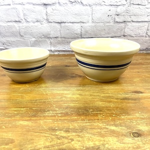 Vintage &quot;Blue Stripe&quot; von Friendship Roseville Pottery kleine Schüssel oder 2 Quart große Rührschüssel wird einzeln verkauft