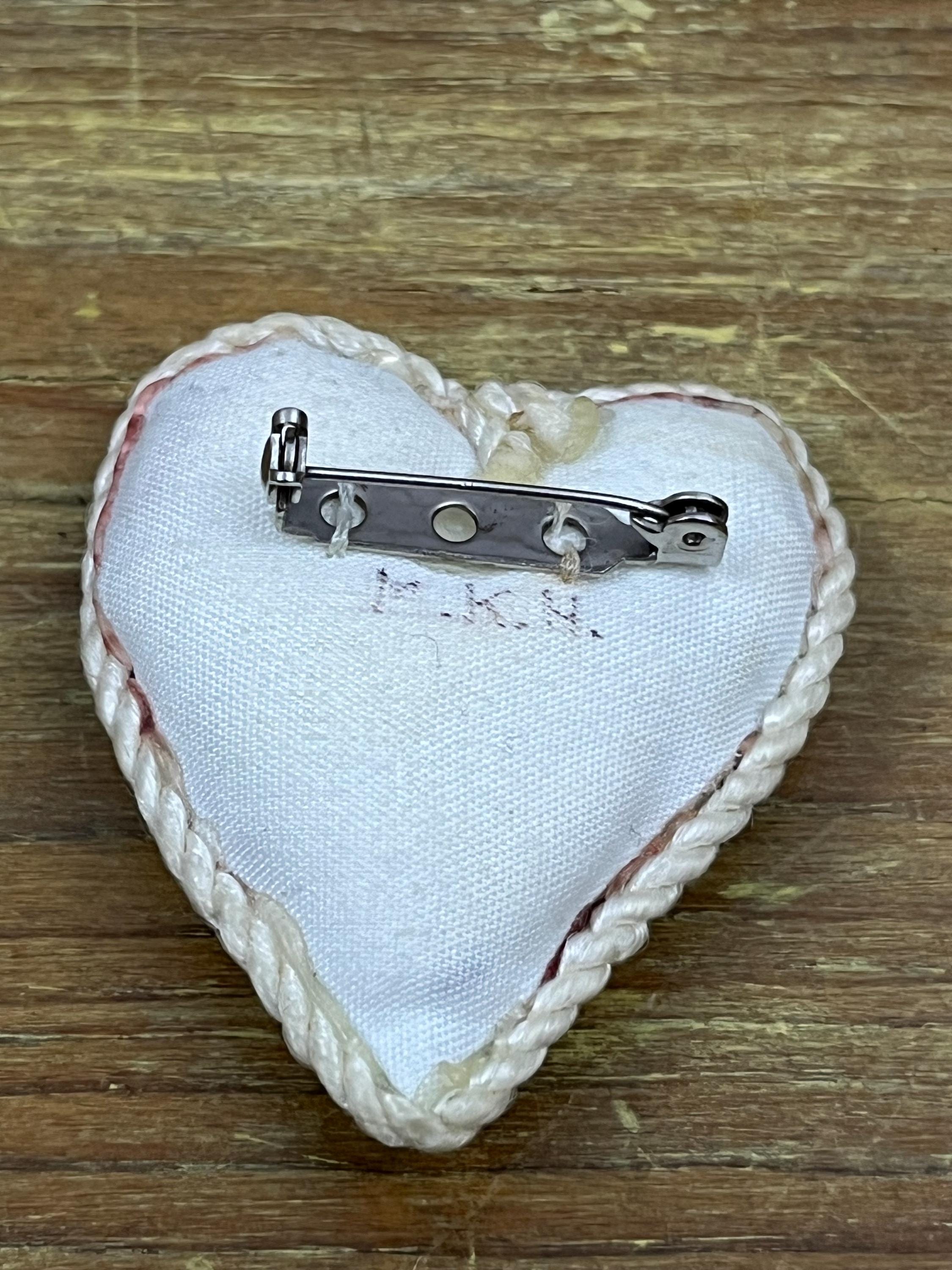 Vintage Rose Themed Hand Sewn Heart Pin Rope Edging Gift for Quilter ...