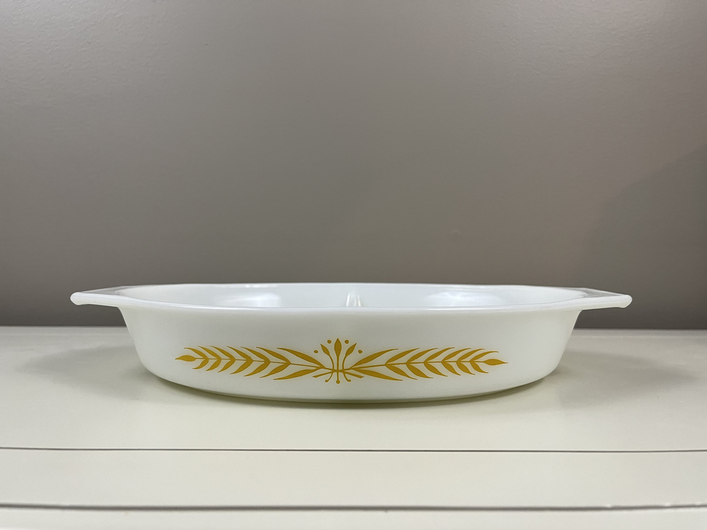 Vintage Pyrex Royal Wheat Divided Casserole 1 1/2 Quart Perfect for ...